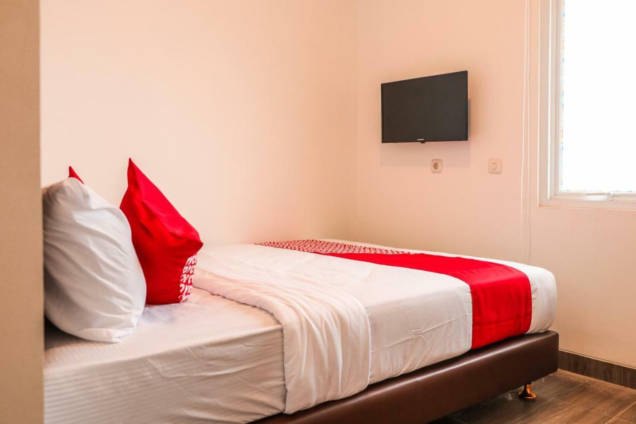 Oyo 488 Tekno Residence South Tangerang Bagian luar foto